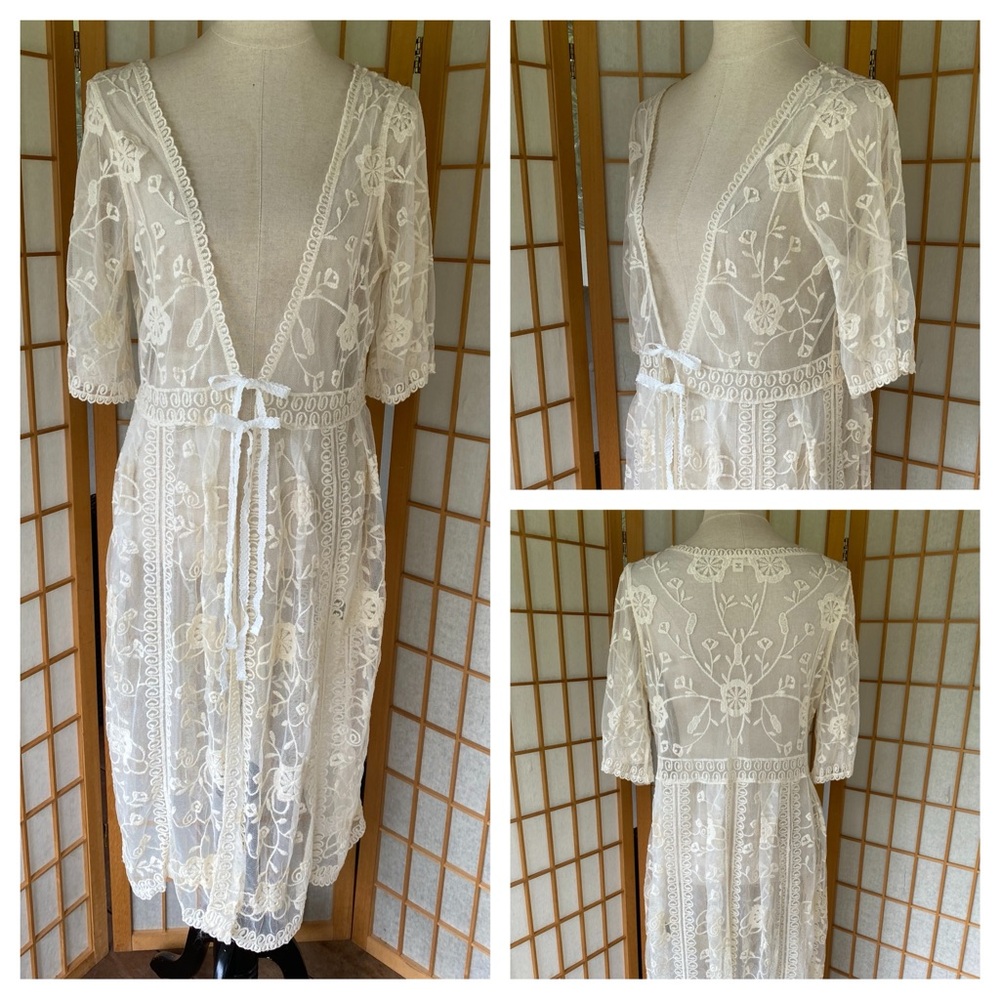 POL Pale Beige Embroidered Lace Duster SZ M/L NWOT